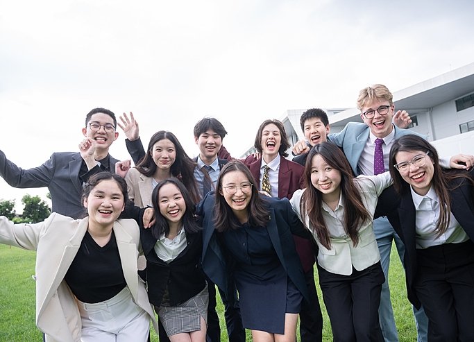  Happy pupils at Brighton College Vibhavadi, reflecting the joyful and inclusive culture of one of Thailand’s leading international schools. 