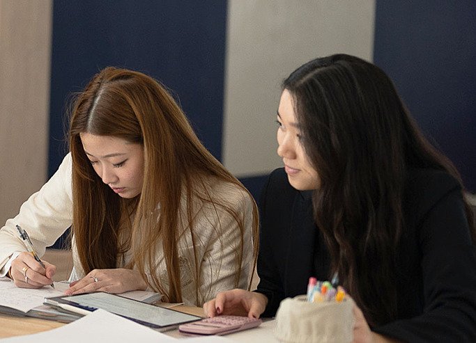  pupils senior study space bangkok Carousel  
