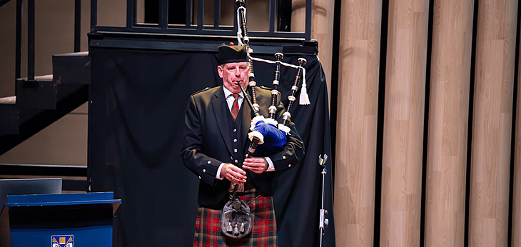   (1688 x 800 px)   Wide   