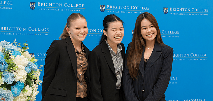   (1688 x 800 px)   Wide   