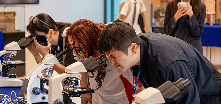   (1688 x 800 px)   Wide   