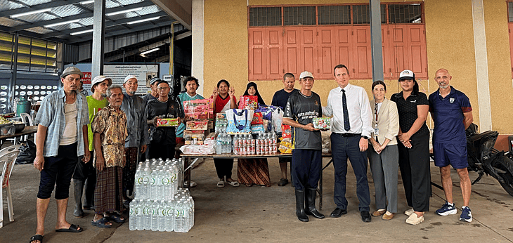  flood donations to the Wang Yai neighbourhood 
