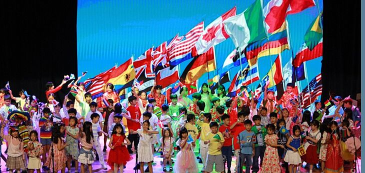  Year 3 and Year 4 pupils performing Our Musical World at Brighton College Bangkok Vibhavadi, taking audiences on a musical journey around the world. 