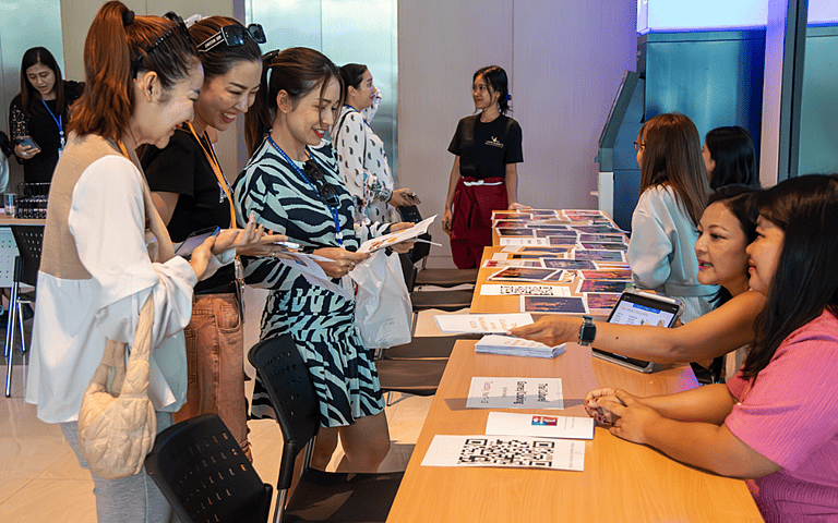  CCA-Fair-Parent-learning-friends-laughing-Brighton-College-Bangkok 