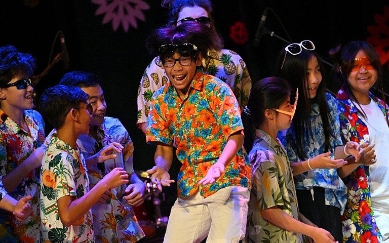  นักเรียนร่วมแสดงความสามารถในการแข่งขัน House Singing Competition ส่งเสริมความมั่นใจ การทำงานเป็นทีม และความคิดสร้างสรรค์ในโรงเรียนนานาชาติหลักสูตรอังกฤษ 