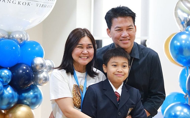  Brighton College Bangkok Vibhavadi pupils proudly receiving awards and celebrating the end of their first academic year. 
