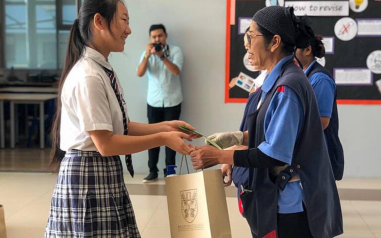  Brighton College Bangkok Donated Gift 0 