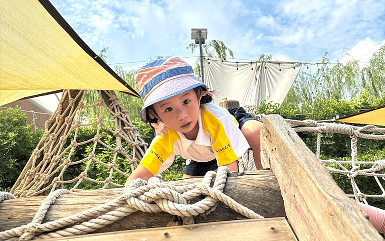  Brighton Prep Pupils Play with Fun  