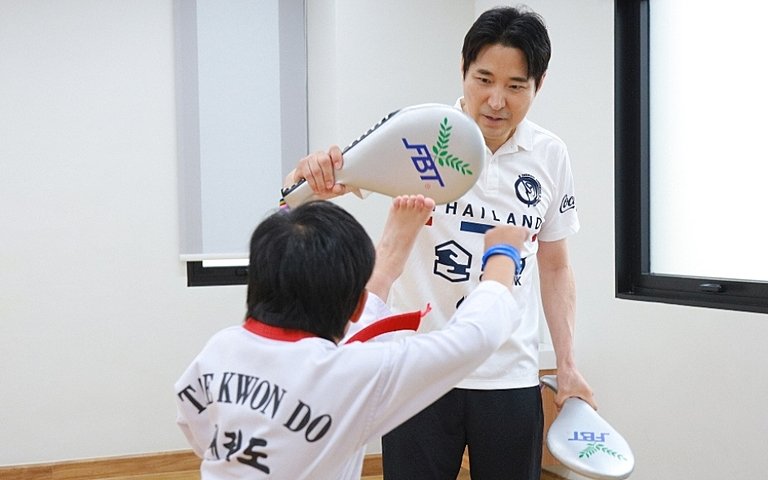  A special visit from Coach Choi Young Seok highlights the importance of sport, perseverance, and holistic learning. 