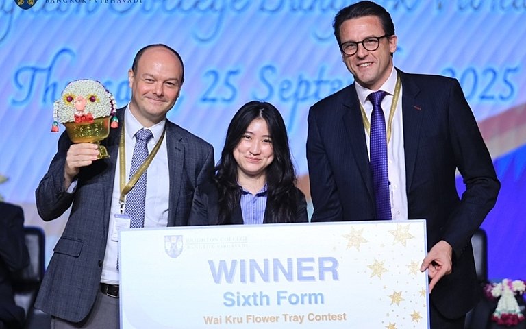  Brighton College Vibhavadi celebrates its first Wai Kru ceremony, connecting Thai tradition with an international learning environment. 