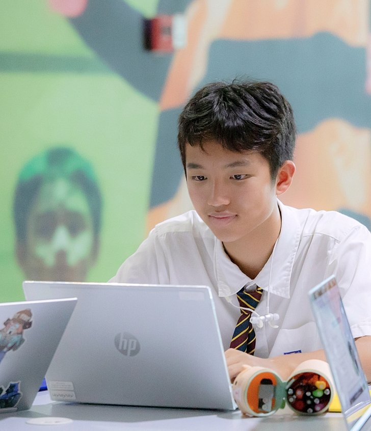  Brighton College Vibhavadi offers an innovative curriculum for Years 7–9, developing future-ready skills in an international setting. 