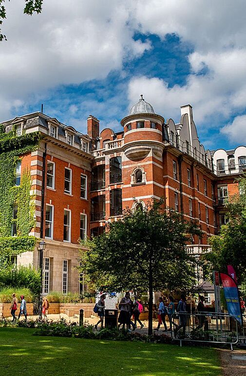 King College London  