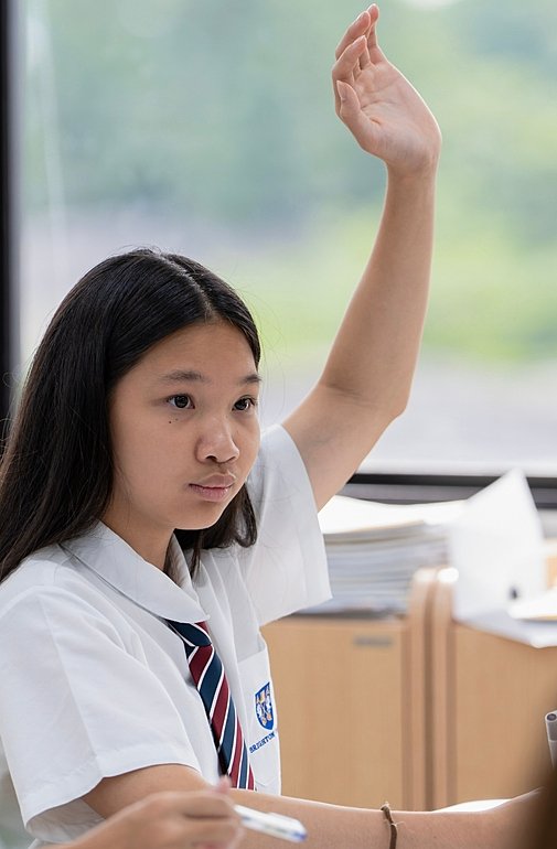  Senior school students engaged in academic excellence at Brighton College Bangkok Vibhavadi campus life 